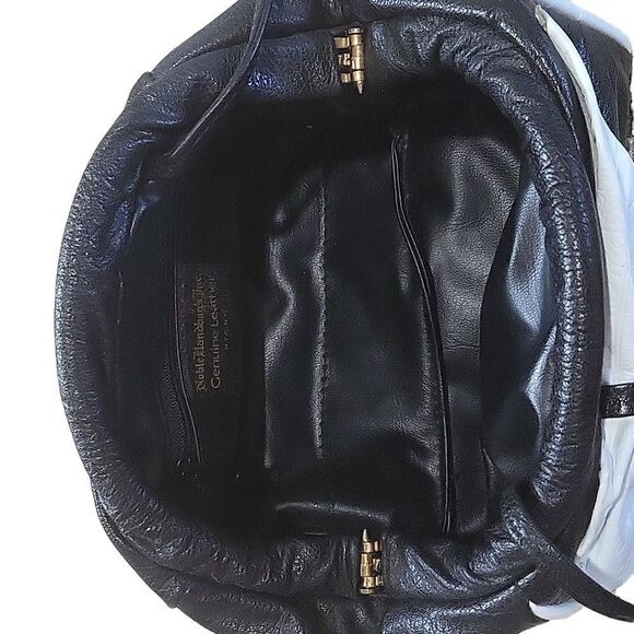 VintageāāNobleĀ HandbagāInc - Picture 3 of 4